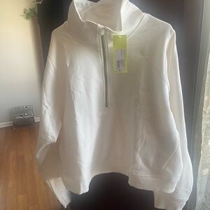 Target Men’s Cream Cowl Neck Sweater With a 1/2 Zip. Size XXL